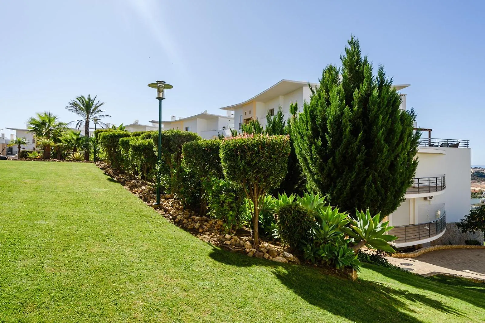 Bnb Homes Ocean View Apartment With Comfortable Terrace, 2 Swimming Pools & Tennis Court Albufeira 0*,  Portugal