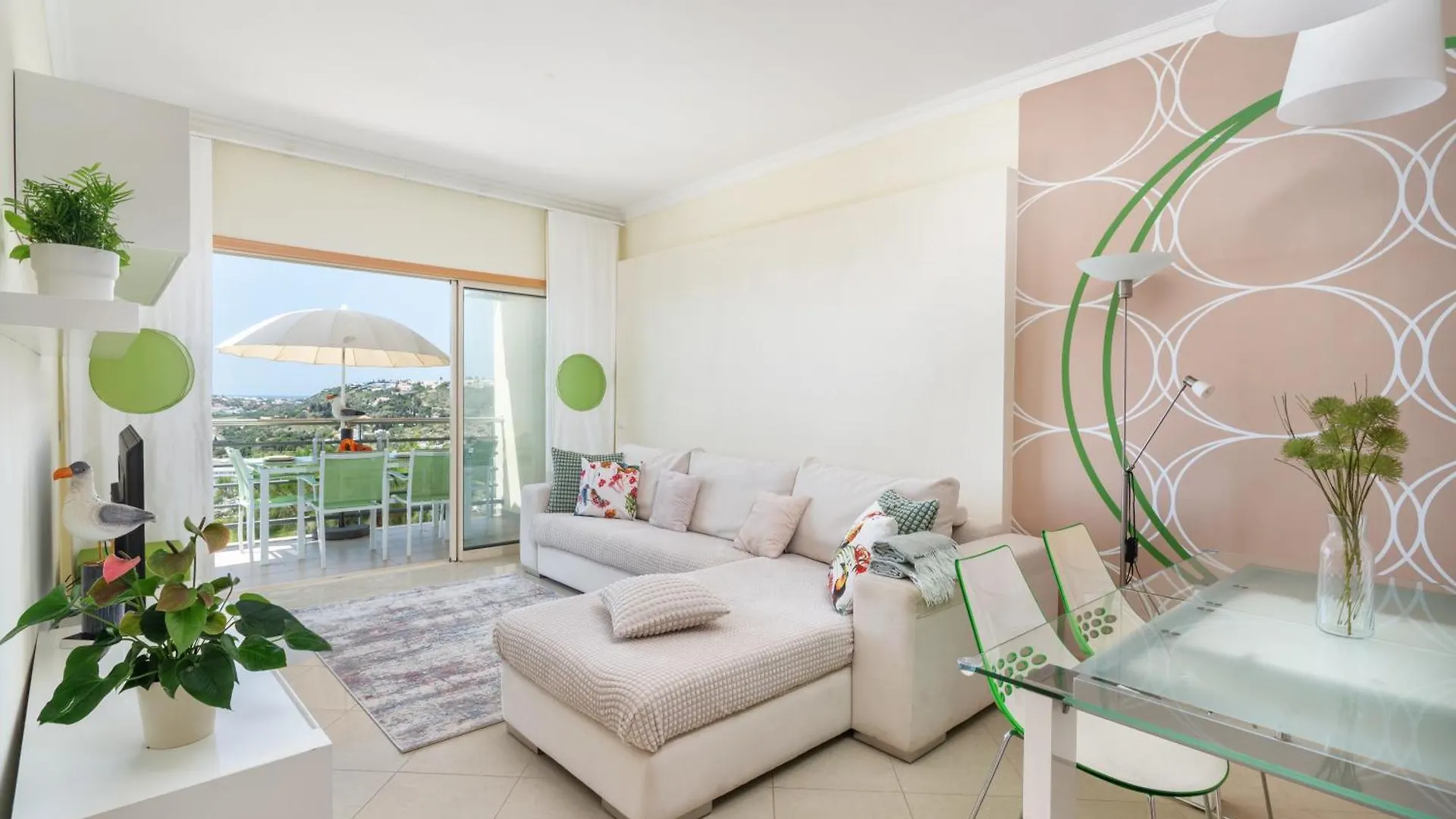 Bnb Homes Ocean View Apartment With Comfortable Terrace, 2 Swimming Pools & Tennis Court Albufeira